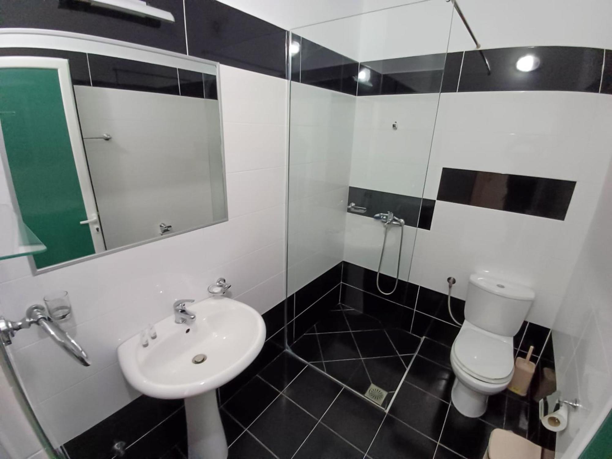 Hotel Sherifi Sarande Bagian luar foto