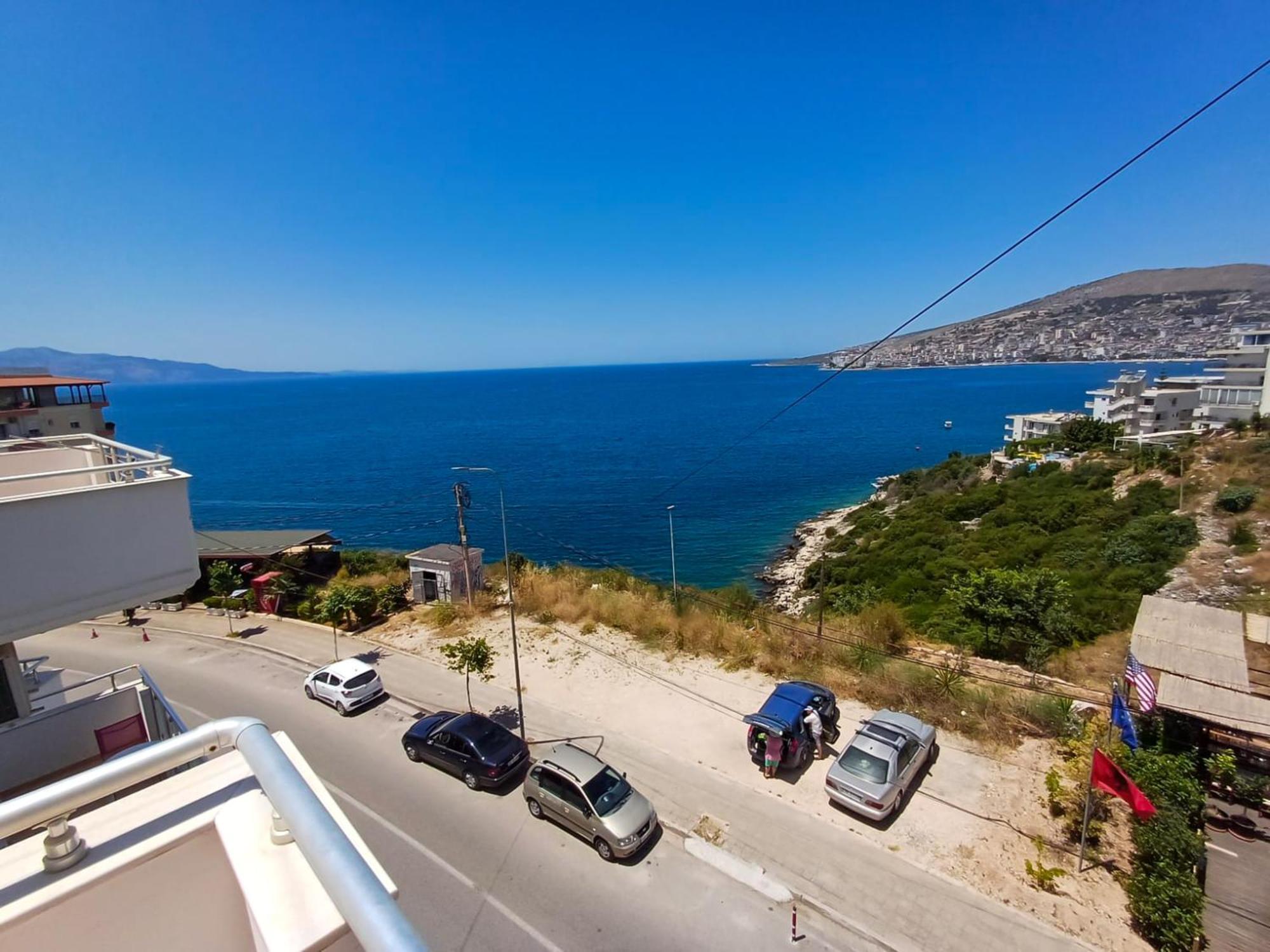 Hotel Sherifi Sarande Bagian luar foto